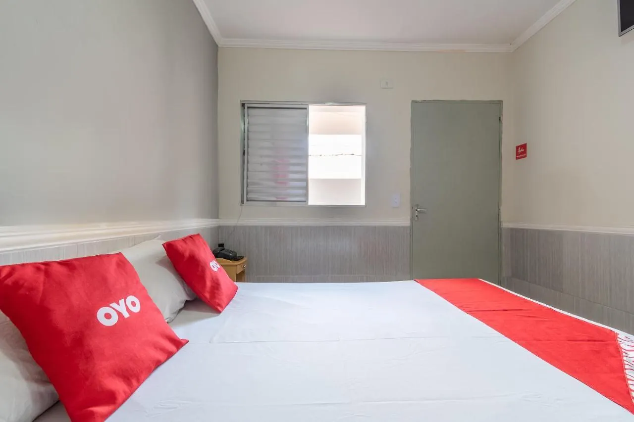 Oyo Sao Severo Hotel Sao Paulo